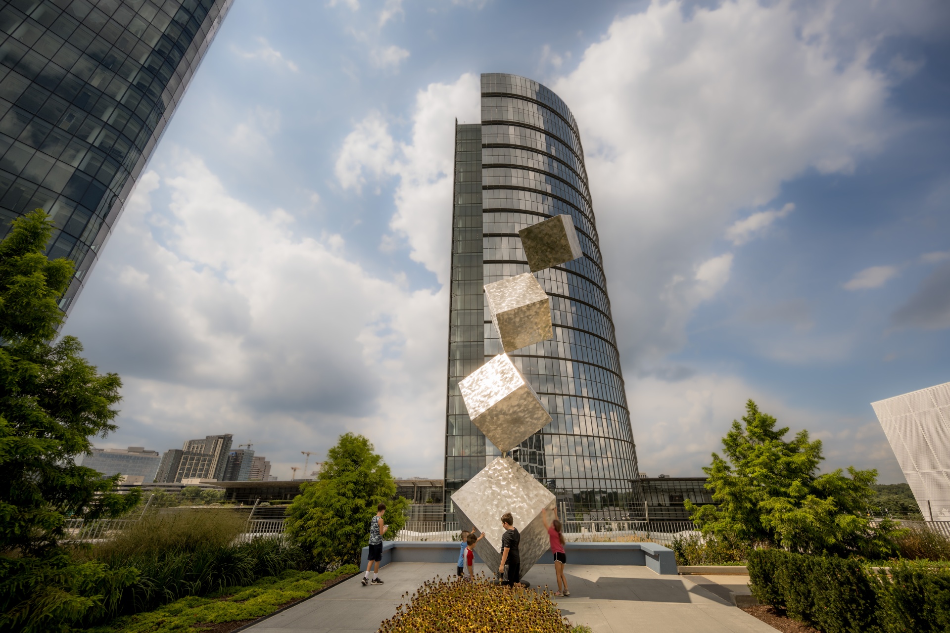 Large sculpture of blocks balancing on each other in the neighborhood near Heming